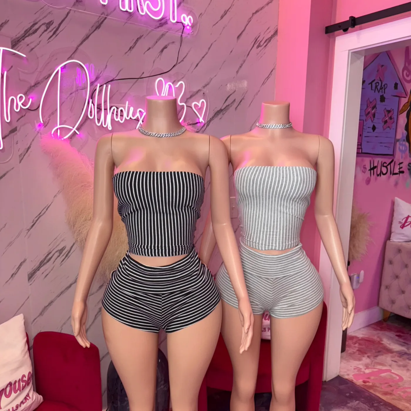 chill sets